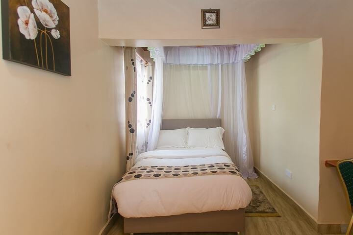 Room 55 of 163