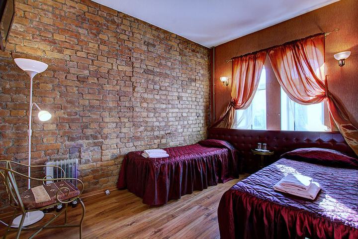 Room 14 of 37