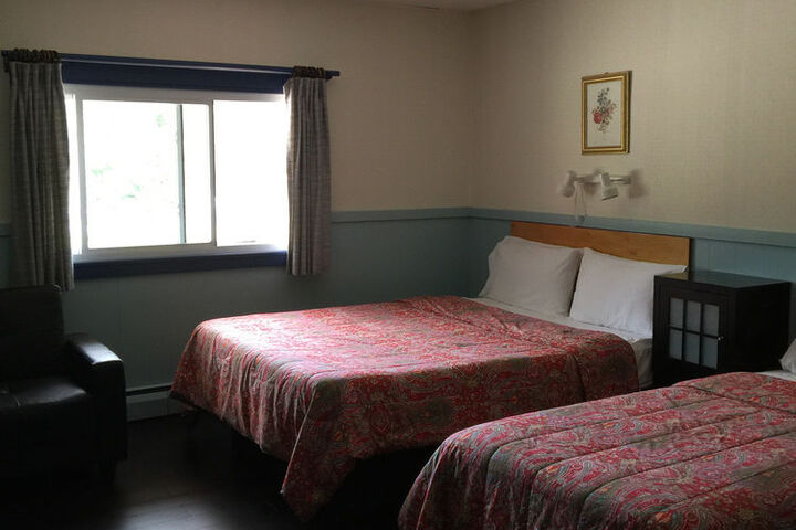 Room 27 of 48