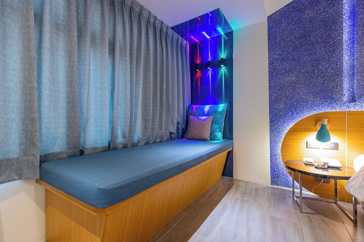 Room 25 of 118
