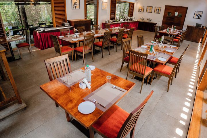 Dining 117 of 147