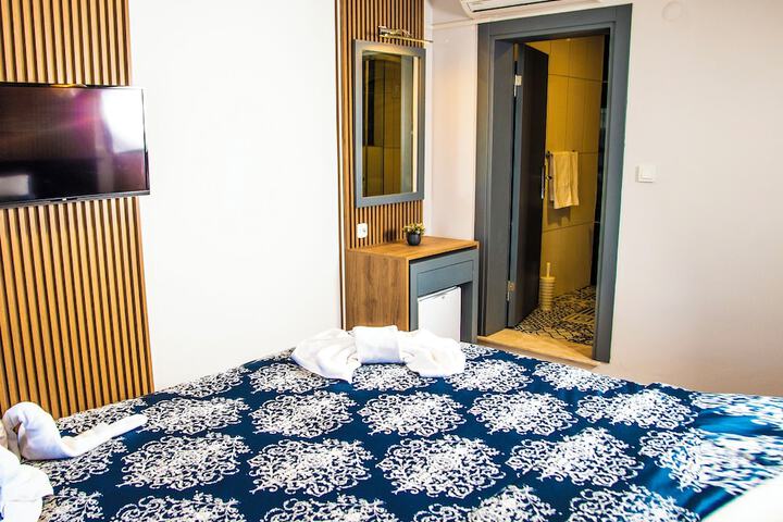 Room 16 of 58