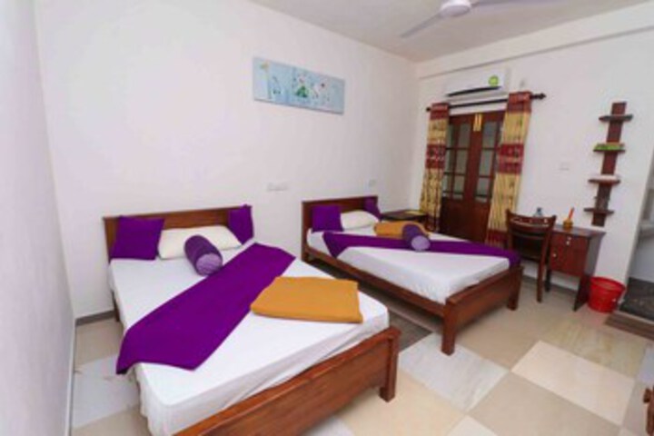 Room 16 of 18