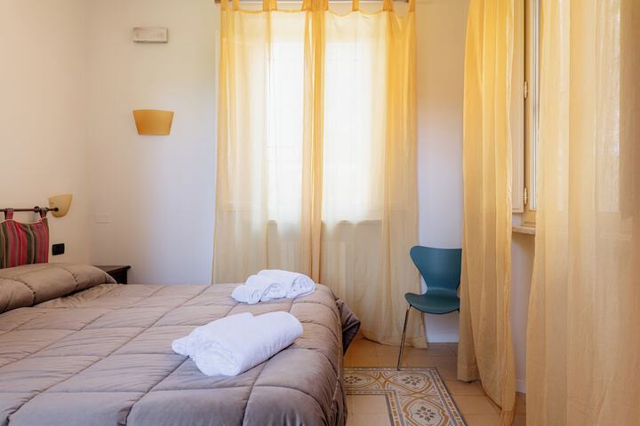 Room 21 of 74