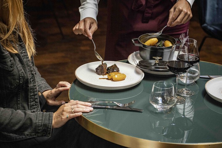 Dining 67 of 86