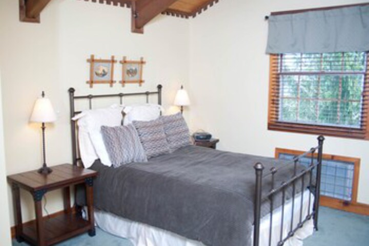 Room 15 of 22