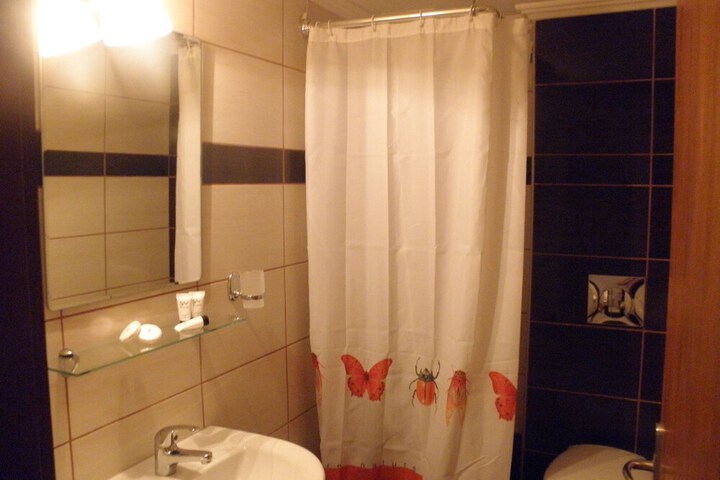 Room 19 of 32