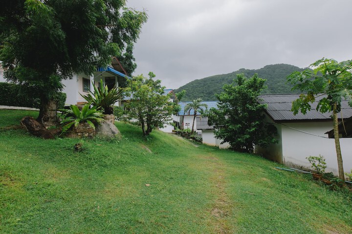Hotel Exterior 152 of 157