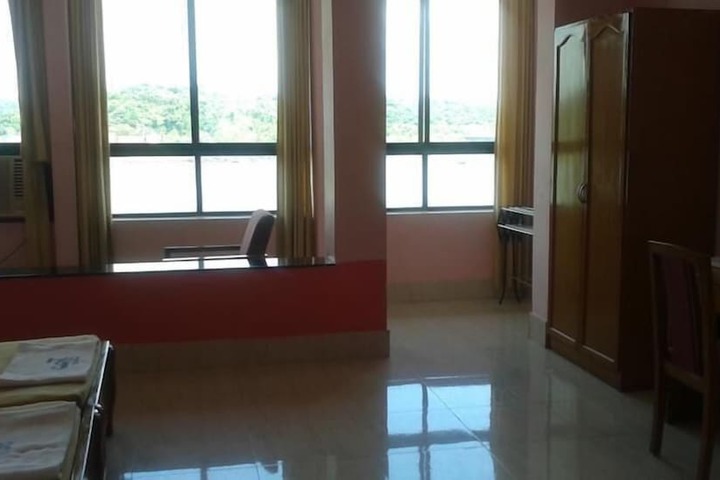Room 16 of 27