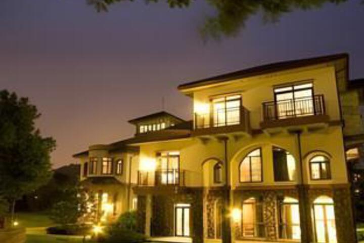Hotel 10 of 23