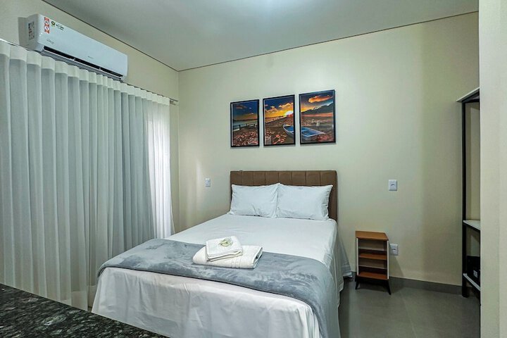 Room 9 of 35