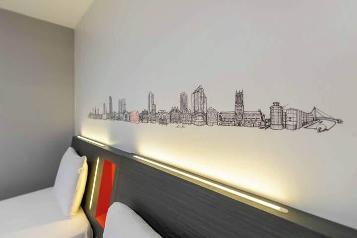 Room 57 of 105