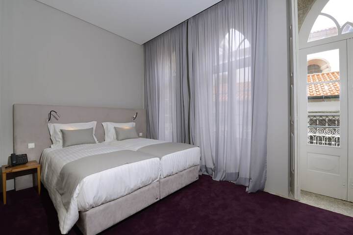 Room 8 of 46