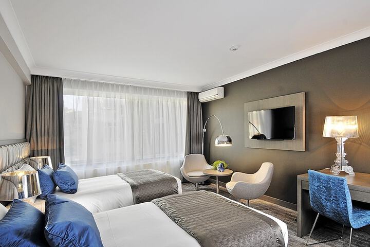 Room 4 of 46