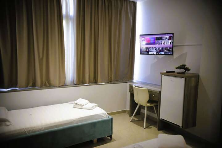 Room 26 of 68