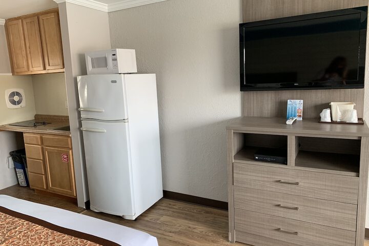 Room 9 of 30