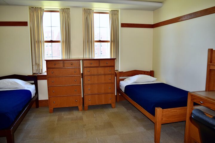 Room 2 of 12