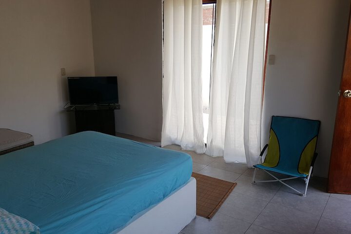 Room 8 of 16
