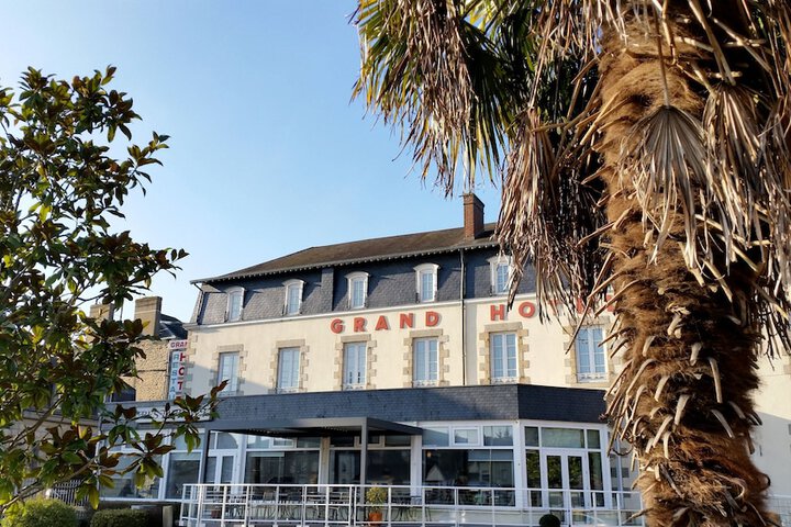 Grand Hotel in Mayenne