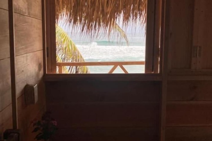 Room 4 of 51