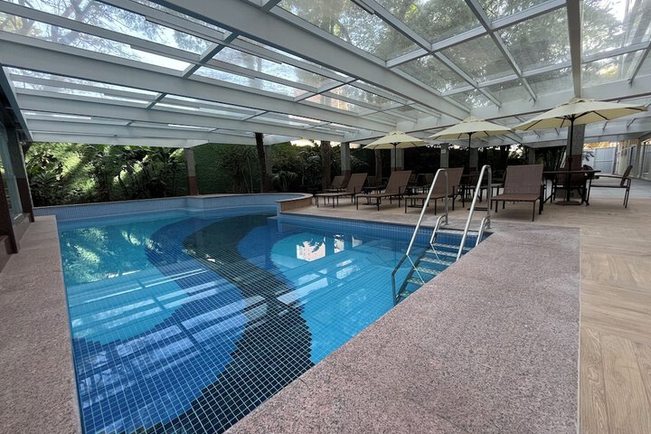 Pool 131 of 240
