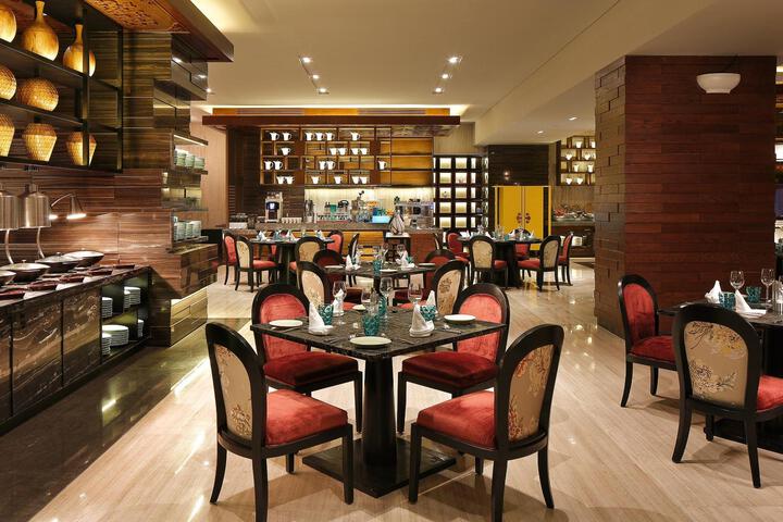 Dining 60 of 111
