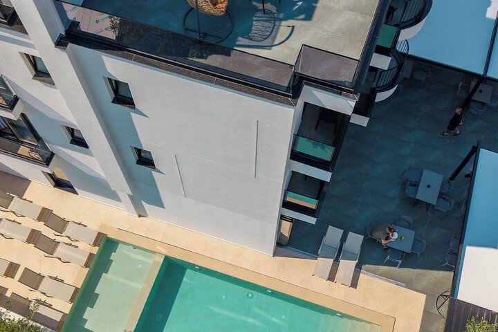 Pool 71 of 115