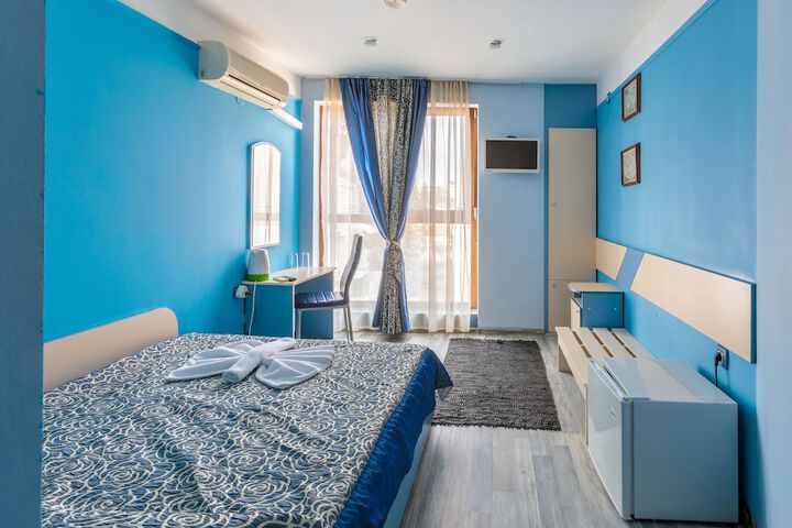 Room 8 of 56
