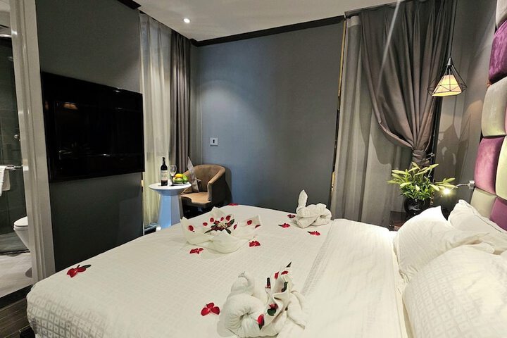 Room 30 of 63