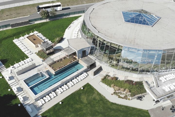 Pool 38 of 47