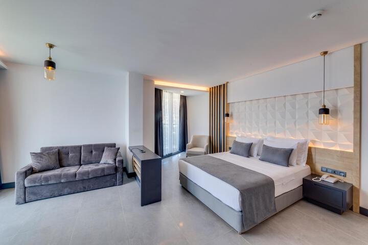 Room 53 of 54