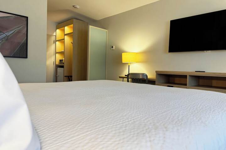 Room 9 of 22