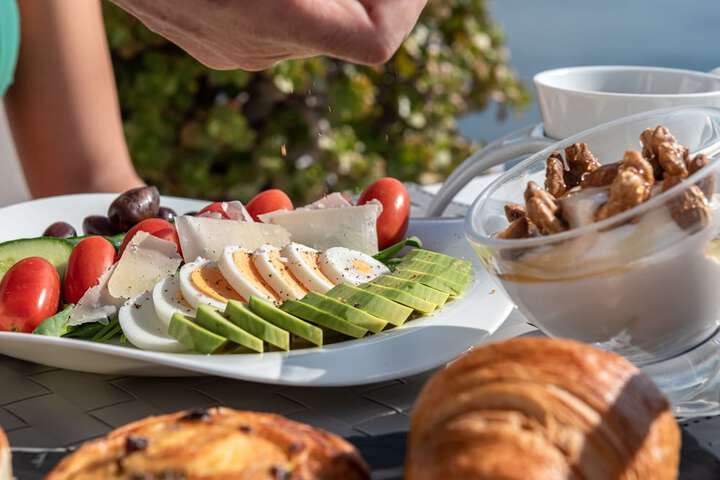 Breakfast/Coffee Service 84 of 107