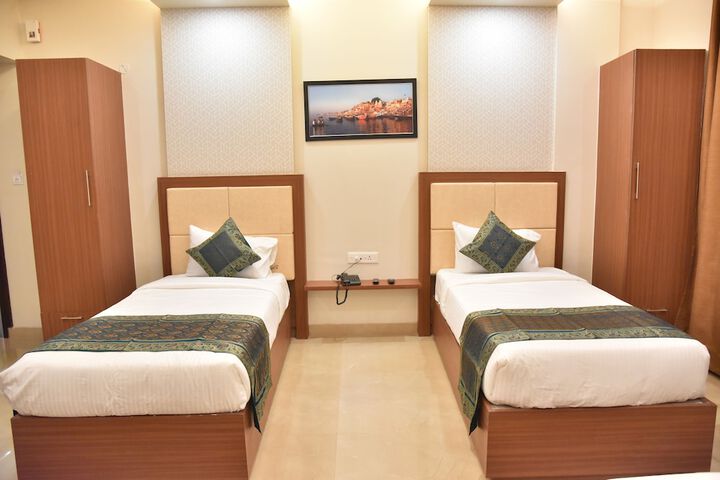 Room 5 of 31