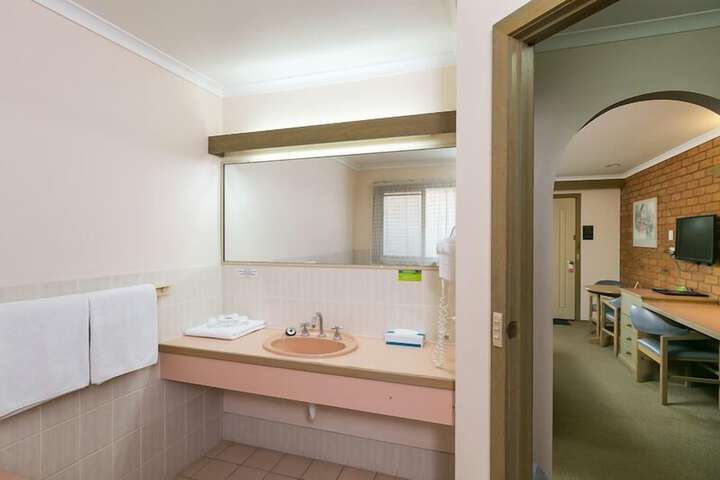 Room 14 of 29
