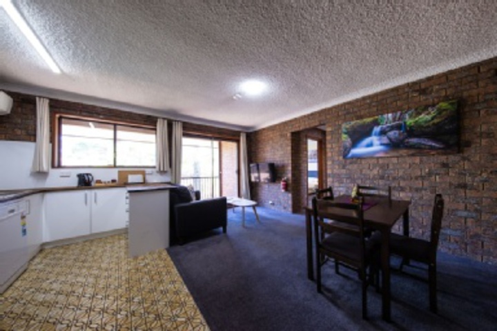 Room 488 of 693