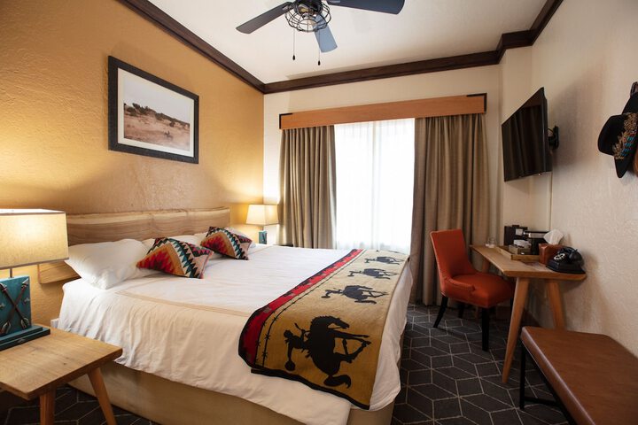 Room 17 of 75