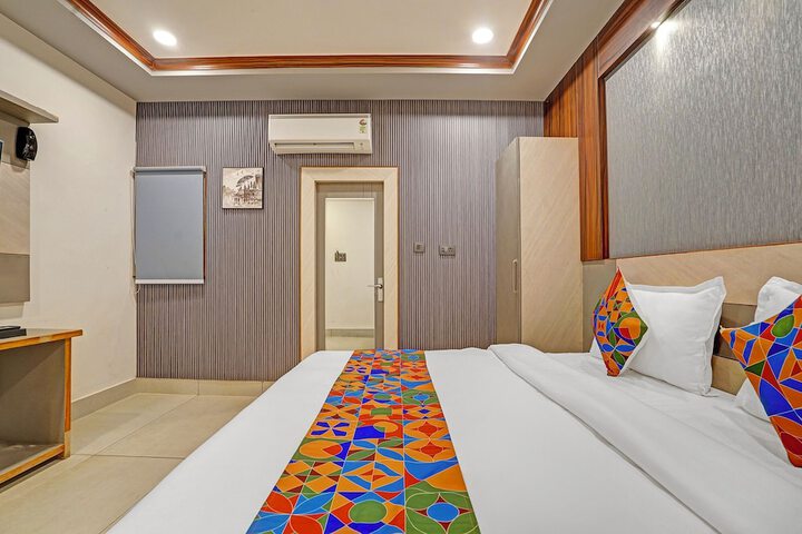 Room 21 of 30