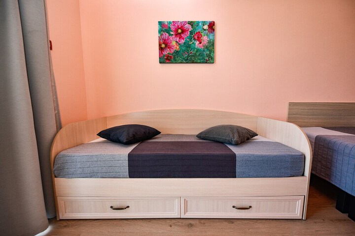 Room 34 of 151