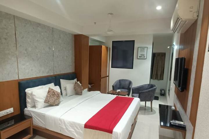 Room 22 of 38