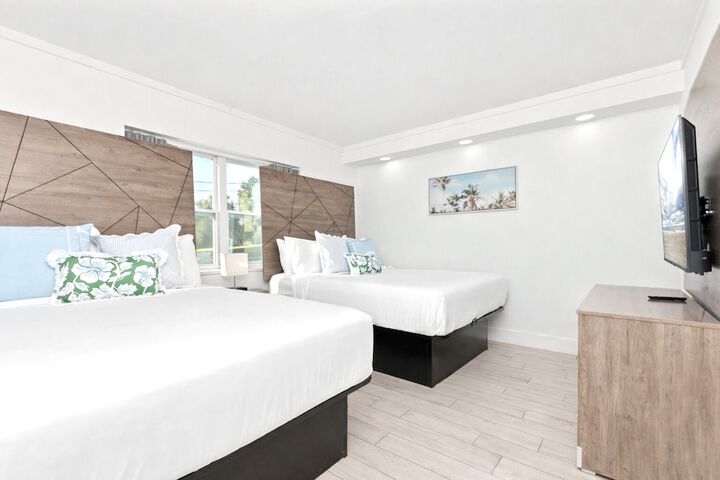 Room 2 of 67