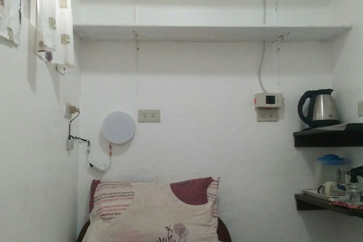 Room 40 of 126
