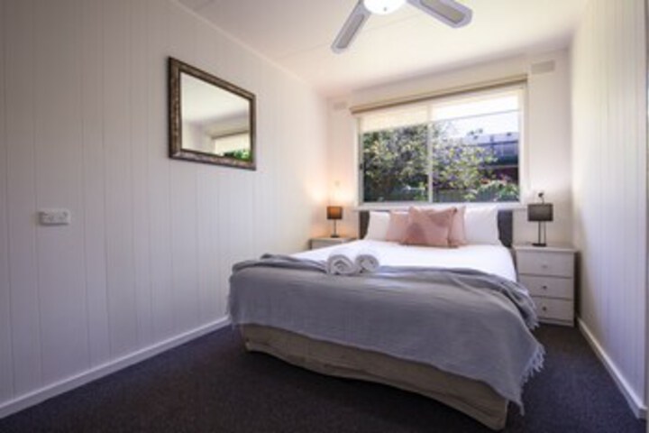 Room 43 of 252