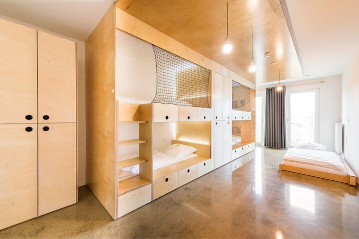 Room 7 of 20