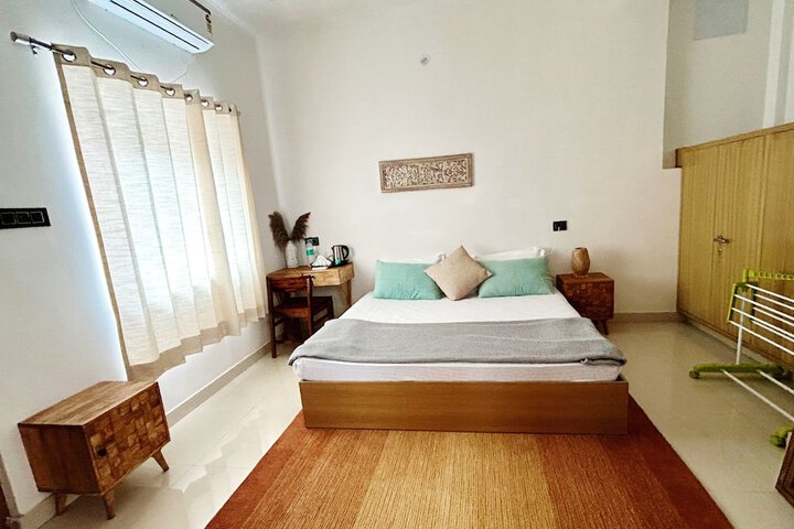 Room 14 of 19