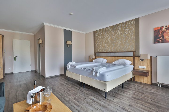 Room 10 of 44