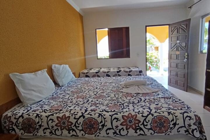 Room 12 of 20