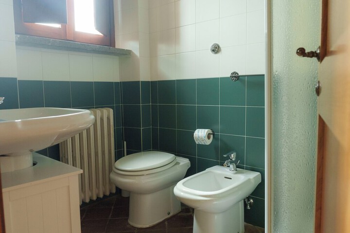 Room 19 of 32