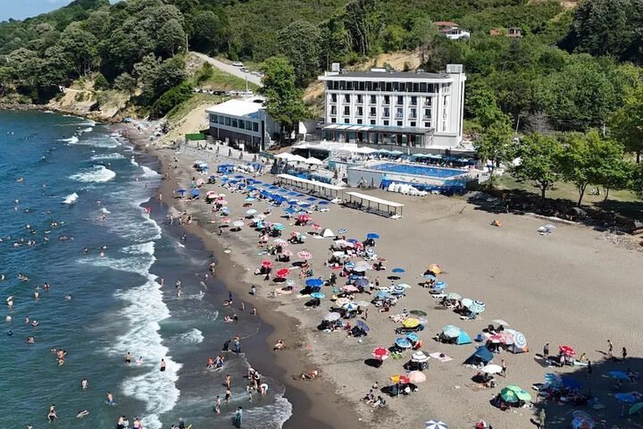 Hotel 33 of 39