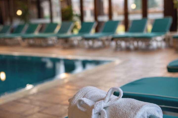 Pool Hotel